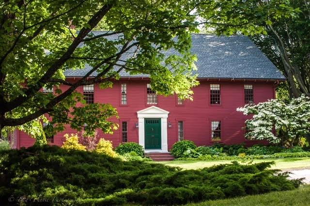 estately's tweet image. The Long House in Rhode Island was built in 1790, and began its life as a barn. estately.com/listings/info/…