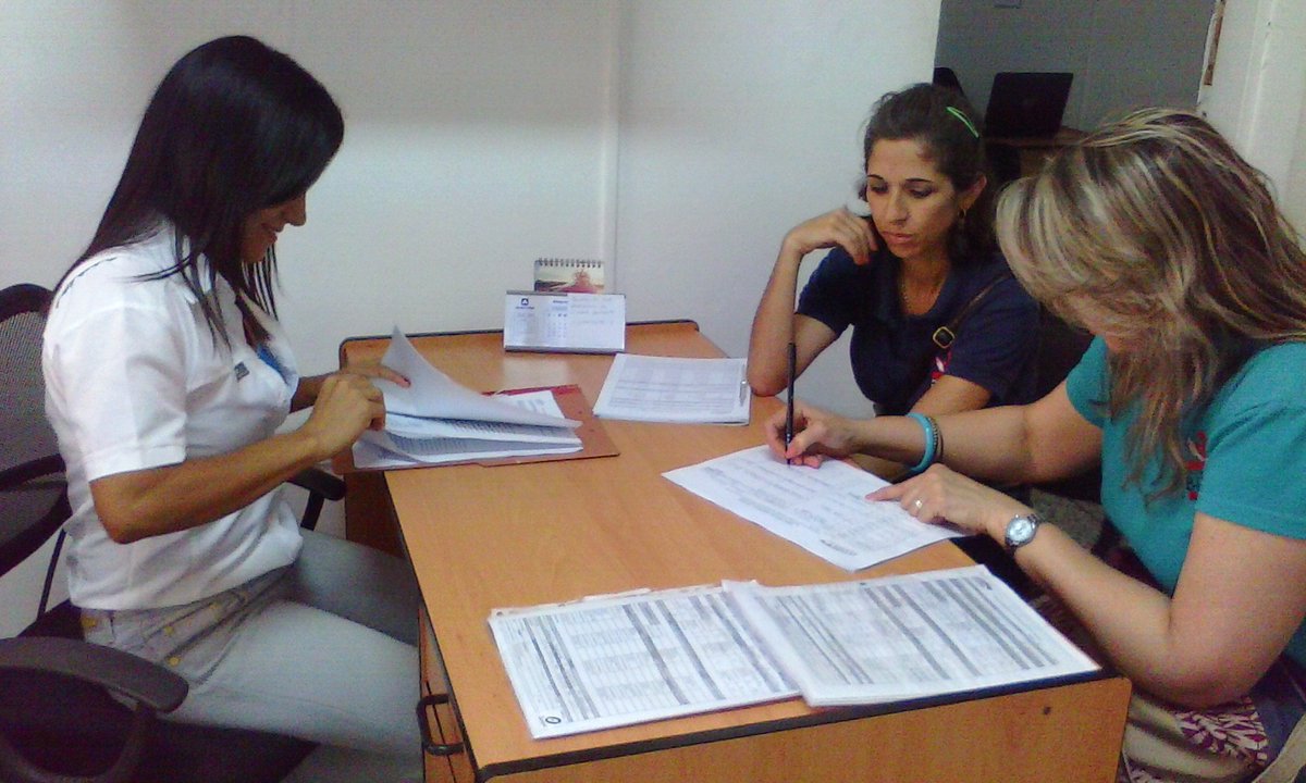 INCRET_ATecnica's tweet photo. #Agosto es #RecreaciónLaboral Objetivos del #PRL @IncretOficial 👉1.- Mejorar la salud física y mental de l@s trabajador@S. Imágenes: Asesorías y entrega de Cumplimiento @BixaVenezuela #IOCECA #POLYTECNOCA #JusticiaYVerdad https://t.co/3JgWpG1G7I