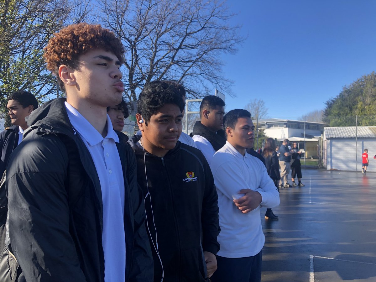 Megan_Woods's tweet photo. Glorious Christchurch sunshine the welcome the @AllBlacks to our city! Thanks so much to @ardiesavea, Scott Barret, Jack Goodhue &amp; @crfu for coming to Hillmorton High School to teach the students some slick moves https://t.co/hLsw5CU4Qr