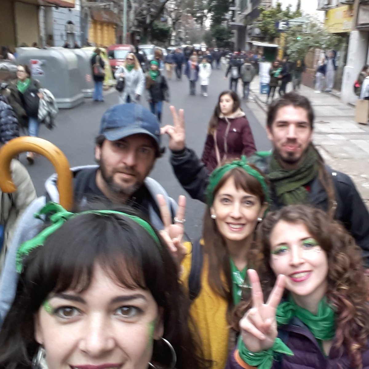 Cotychasco's tweet photo. Con el empuje de la militancia estamos donde hay que estar, porque queremos que se escuche bien fuerte #AbortoLegalYa!
El alborto legal es ampliación de derechos, justicia social e igualdad de género! #QueSeaLey @PepaArg
@JPVLaPlata @cnicocarvalho @UrielGzMn @Alelina_ARG https://t.co/ex5126BnaG