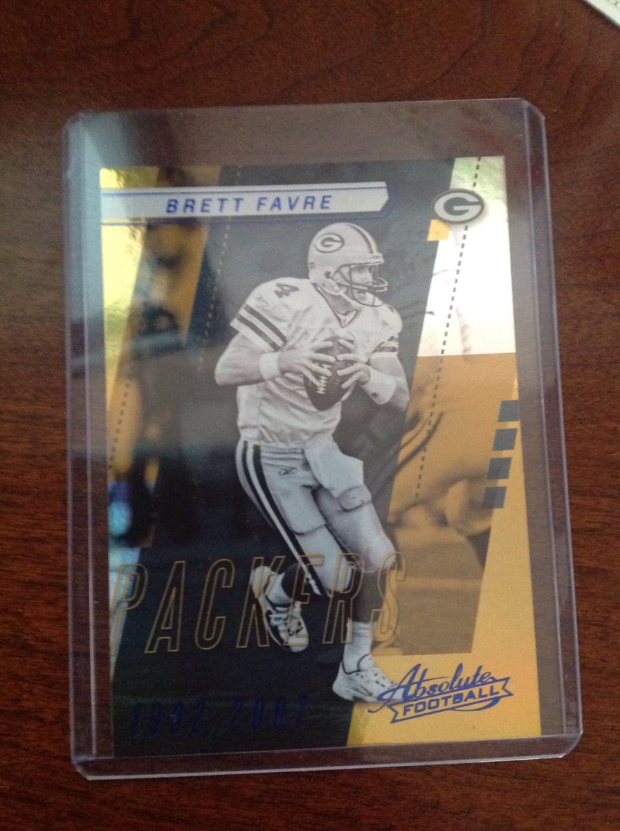 NFLTrading_Card's tweet image. One of my favorite pulls from this weekend #BrettFavre @PaniniAmerica #nfl #tradingcards