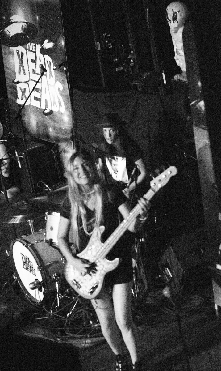 New article featuring <a href="/SeetherOfficial/">Sandra P. Anderson</a> <a href="/10years/">10 Years</a> and the incredible <a href="/TheDeadDeads/">The Dead Deads 🤘😵</a> is now live! Even <a href="/jameyjasta/">jamey jasta</a> and <a href="/crowbarrules/">Crowbar Official *</a> get a mention. Visit storiesfromthecrowd.com