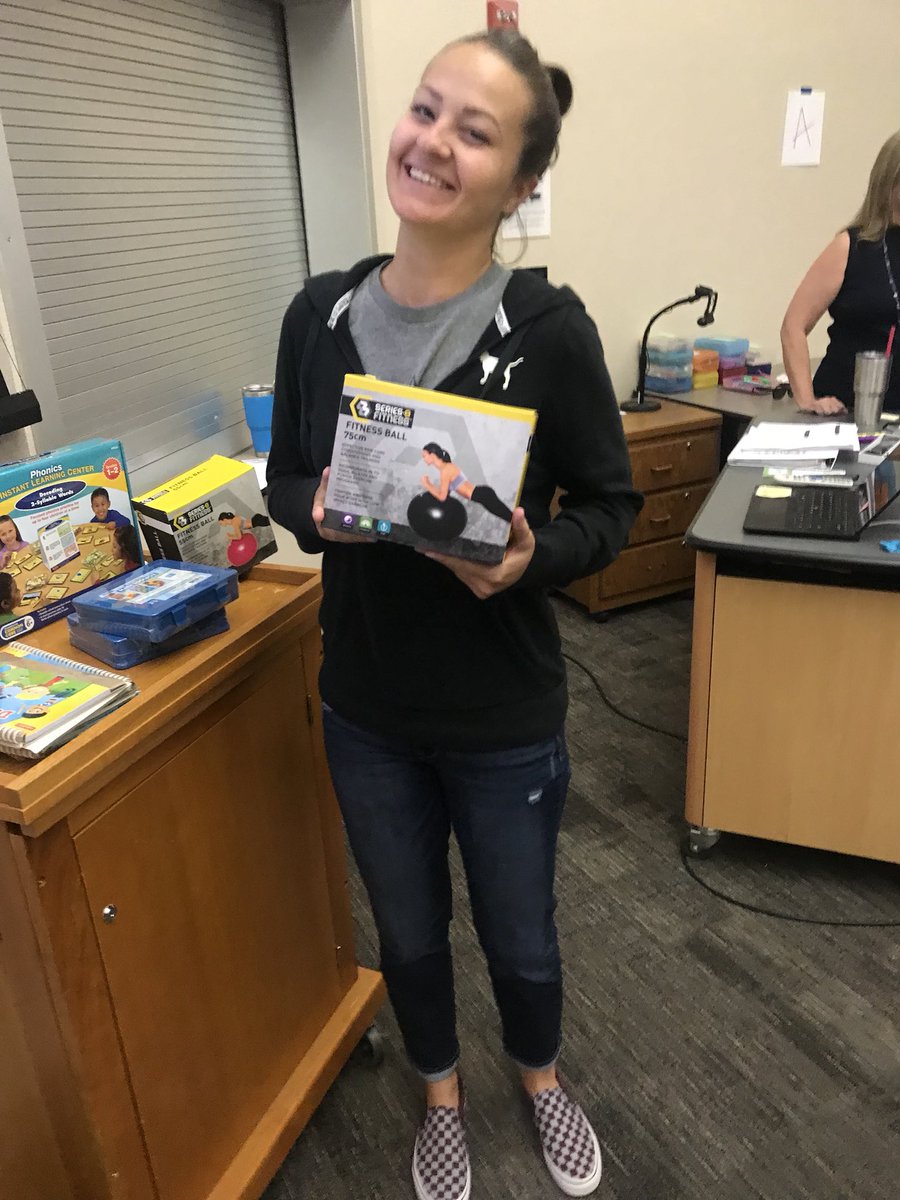 DaniStevens23's tweet photo. Our winner winner chicken dinners at training today. These STARS teachers rock! So blessed to be their support person. Canโt wait for the school year! #kisdsped #SPEDDreamwork https://t.co/wjvaScKcDm
