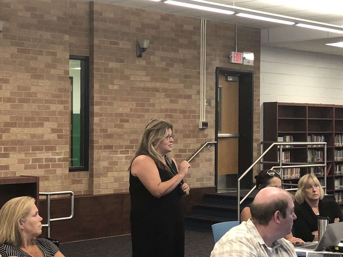 RoyRakszawski's tweet image. Proud of my team today for leading PLC visioning and consensus building on values, vision, and process. Proud of our teachers for genuine participation and giving honest feedback.  @_AmandaFry @InversoVogt #PLC #EPTSD