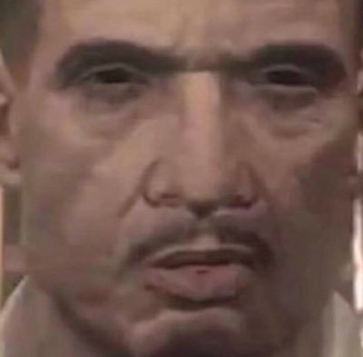 Aznoia115's tweet photo. who the fuck you looking at https://t.co/SfGLEwBJMz