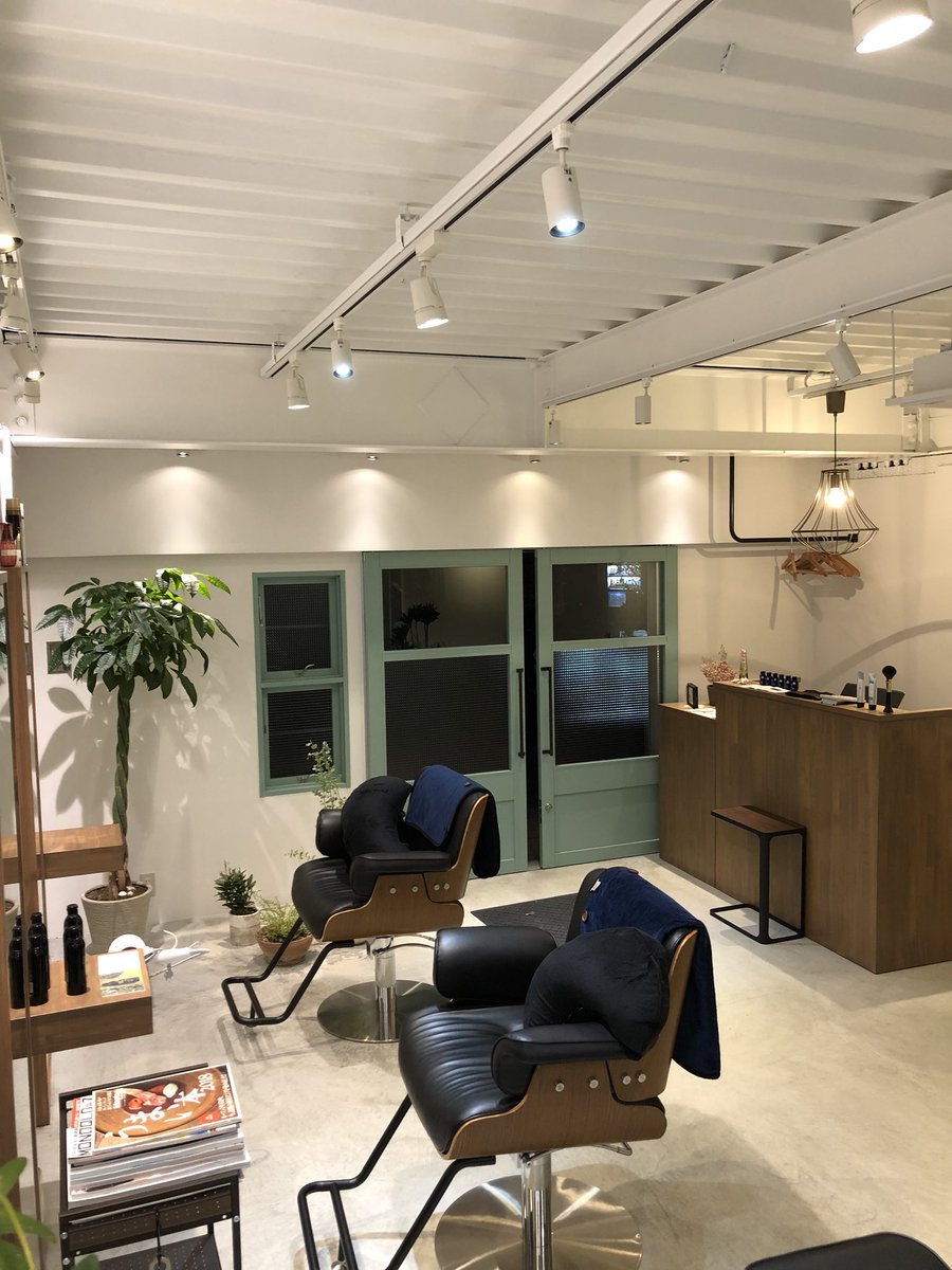 Ao No Twitter おはようございます 今日もよろしくお願いします Ao Rak 豊中ヘアサロン 豊中美容室 大人女子 隠れ家サロン パーソナルカラー フルフラットシャンプー台 T Co Lwazk29pcg