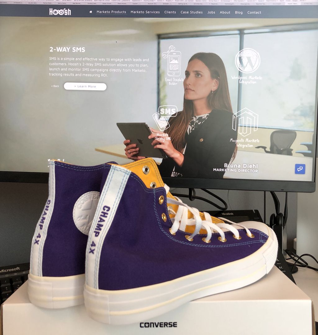 edwardmasson's tweet photo. Thank you so much @FabCapo #HooshMarketing for my Marketo Champ kicks! #mktgnation @marketo https://t.co/JF0bmHdRyD
