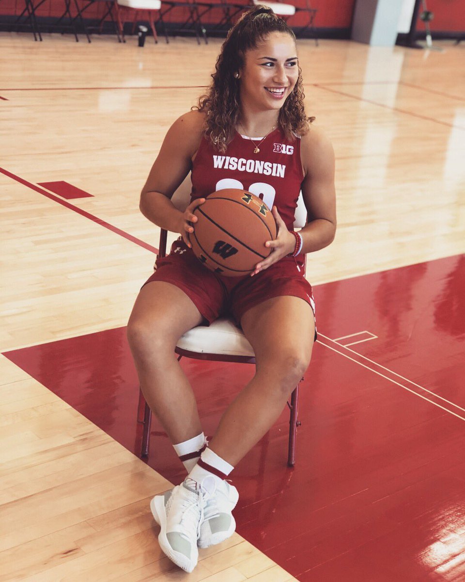 diamond_bragg's tweet photo. Overly focused, far from time to rest now... 🔴⚪️ https://t.co/905Wm7jAKl