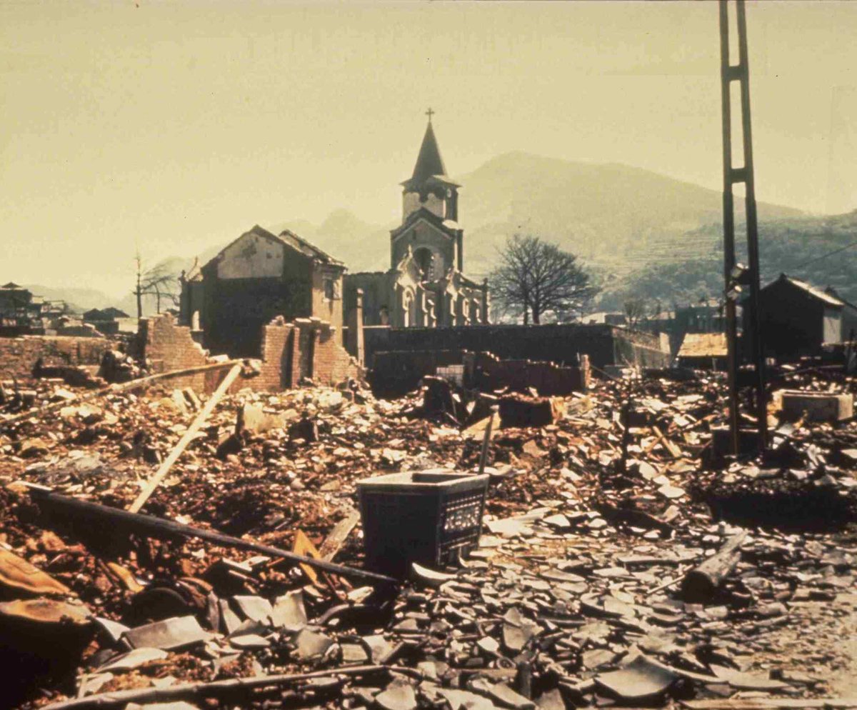 ７３年前のきょう、長崎の街や人々を焼き尽くした原爆。被爆直後、朝日新聞社のカメラマンや米軍が撮影した貴重な写真をまとめています。
asahi.com/special/nuclea…