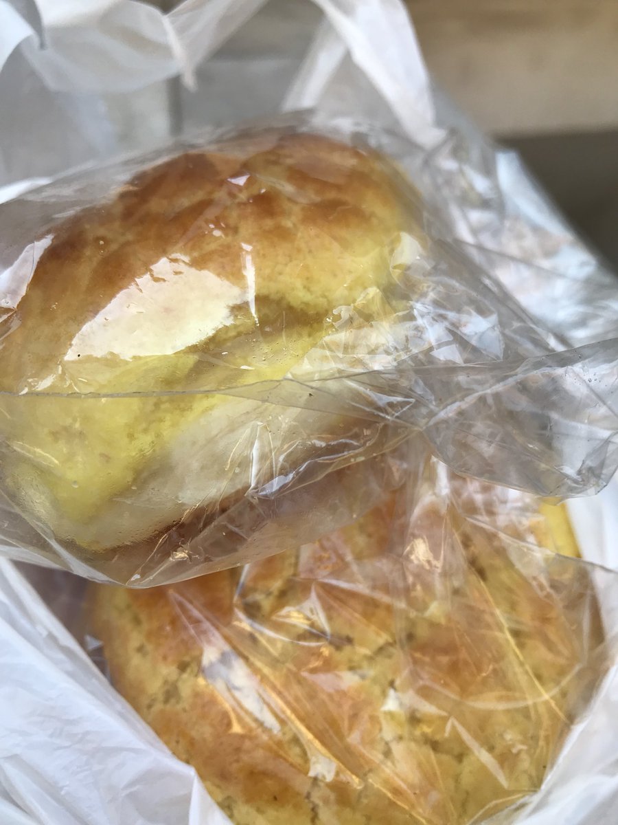 garsleat's tweet photo. Thinking about my breakfast...#pineapplebuns https://t.co/p1zZFsIfKd