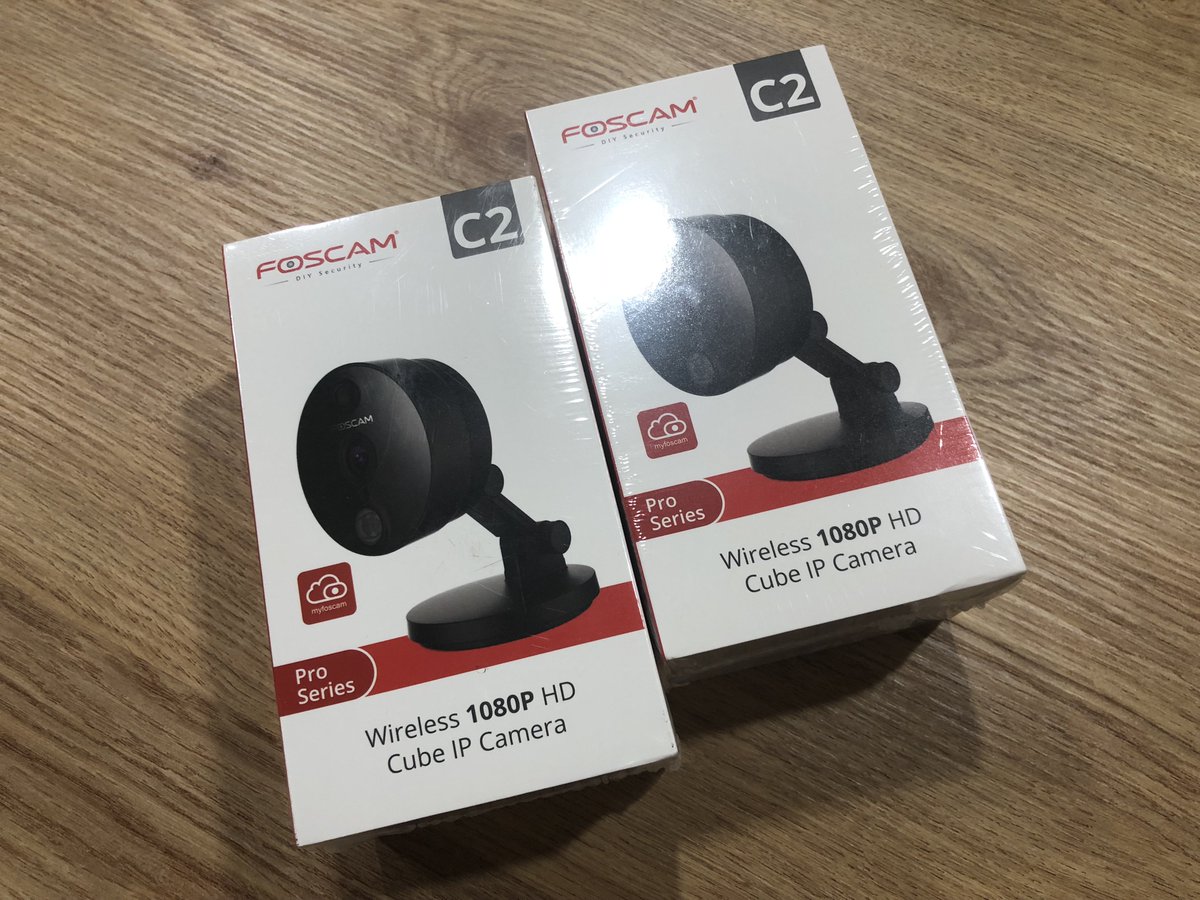 jkgtw's tweet image. 才剛上班就送來了喔！ #FOSCAM C2 ～