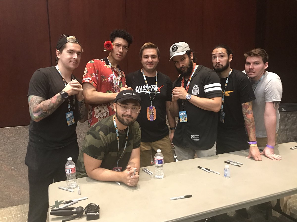 BigBadMilto's tweet photo. Hotel for 3 nights $400
Poster and can koozie $15
Gas for 1800 miles $150   Getting to met @CowChop &amp; @OfficialSP7 at #RTX2018 priceless!! https://t.co/fiP0qKOZim
