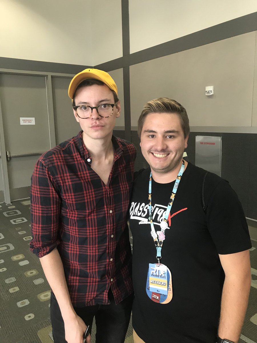 BigBadMilto's tweet photo. Hotel for 3 nights $400
Poster and can koozie $15
Gas for 1800 miles $150   Getting to met @CowChop &amp; @OfficialSP7 at #RTX2018 priceless!! https://t.co/fiP0qKOZim