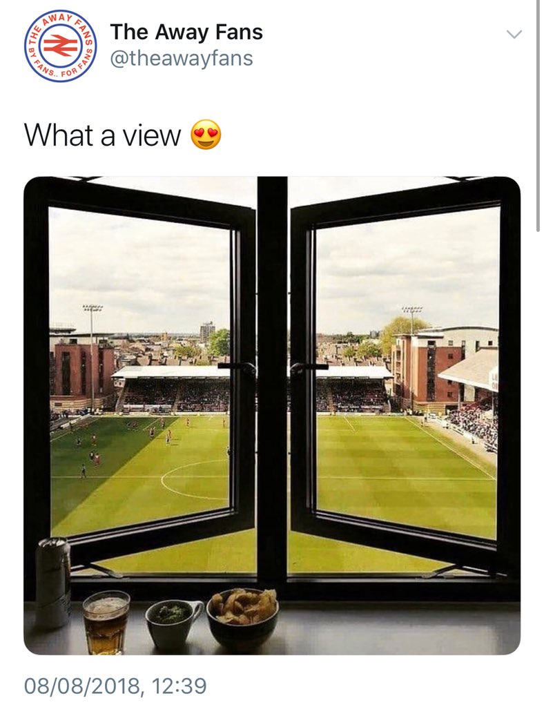 Gary Neville tweet media