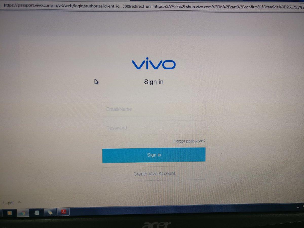ThatHungryBloke's tweet photo. Yo @Vivo_India, I logged in my vivo account and got lucky to add the NEX to my cart, and once you proceed to checkout, they ask me to log in again. But when I try to log in, again, it shows error. How am I supposed to proceed with the order when I get logged out &amp; can't log in?? https://t.co/YNkMWRFtuJ