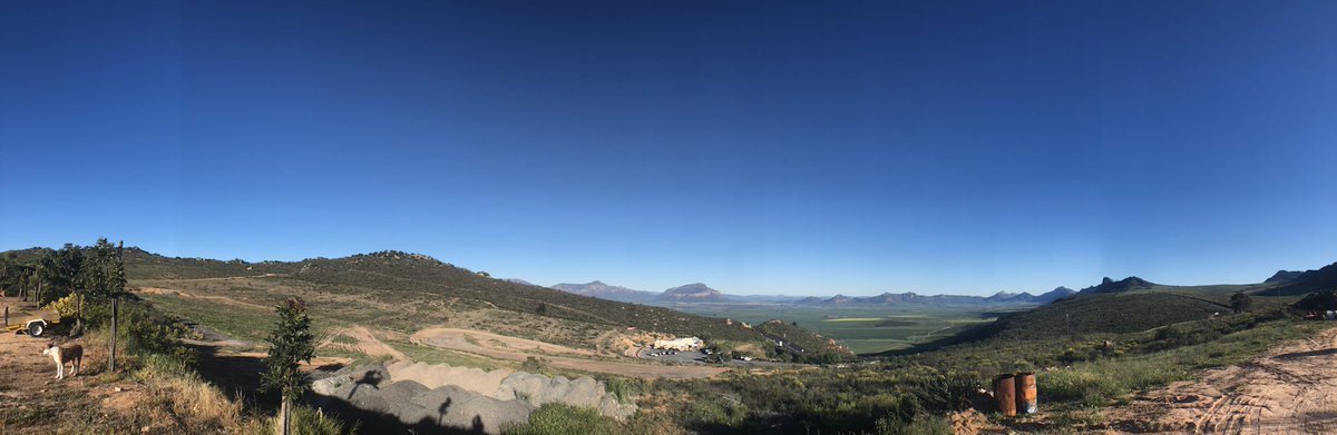 WestCoastWaySA's tweet photo. Weβre at @KardoesieN7 #7Stops OnTheN7 view towards Eendekuil and Piketberg #magicwestcoast #coastwiththemost https://t.co/nUN6ekppCH
