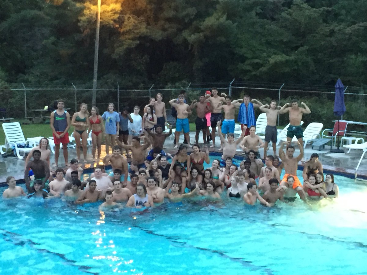 demons1football's tweet image. Thank you Ridgewood Swim Club for having us and the @CHSCheerCoaches ! Great way to end a great football camp!