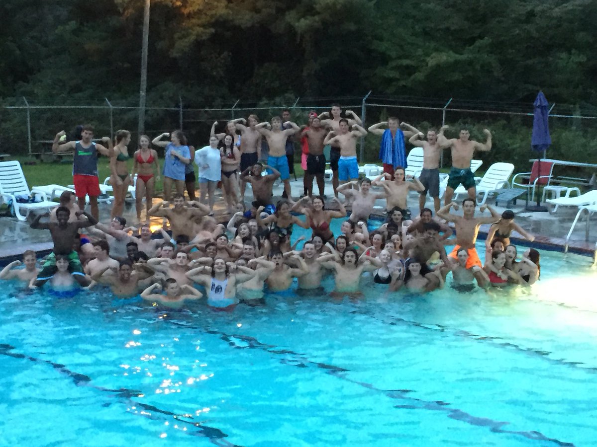 demons1football's tweet image. Thank you Ridgewood Swim Club for having us and the @CHSCheerCoaches ! Great way to end a great football camp!