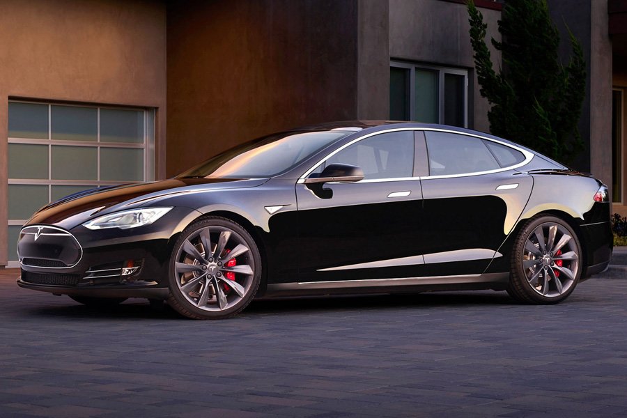 b_dicken's tweet photo. This is my Dream cars!!!
#followthis https://t.co/vHC2hNrn5h