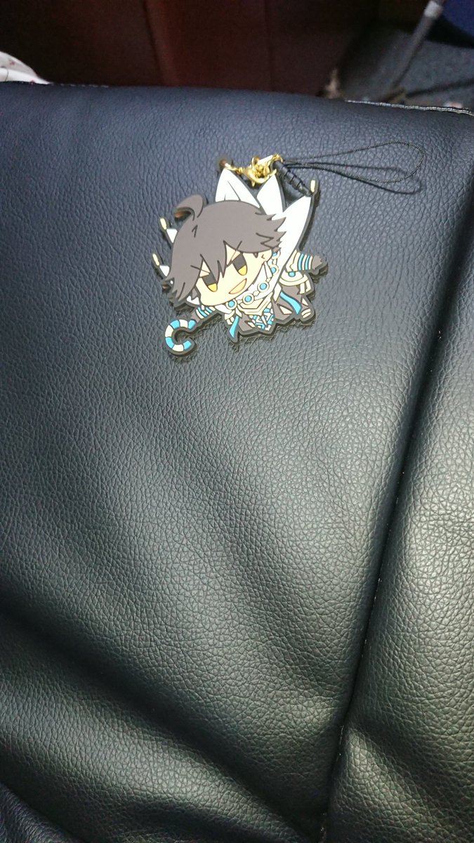 H つままれストラップ Etiketa Sto Twitter