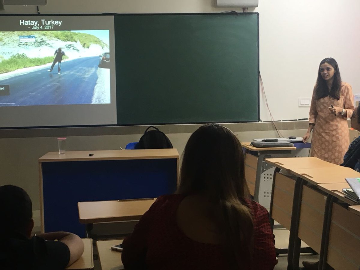 SonaliPrakash9's tweet photo. Workshop on Environment@Petals World School#Climate Reality Project#awareness&amp; sensitization https://t.co/GenmVu6oFQ