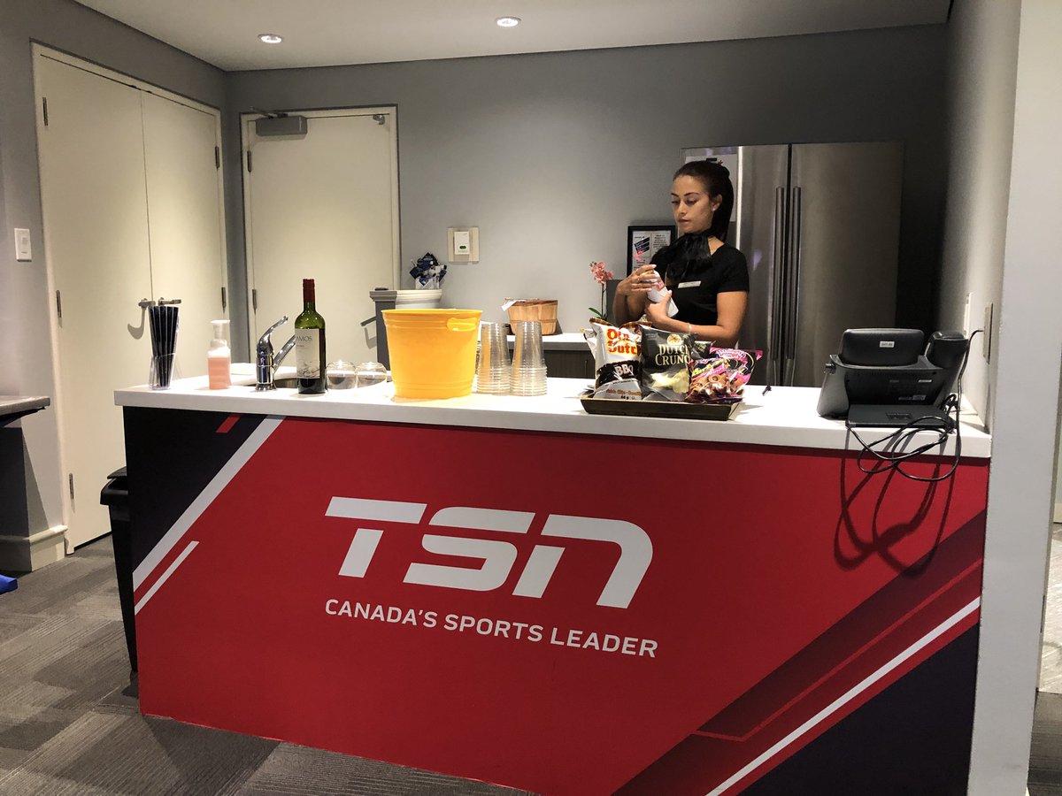 MoVernie's tweet photo. I had loads of fun 2night at the #CTV Box Suite.
Got my Aaron Sanchez giveaway jersey. Saw the best team in da league in the Boston #RedSox.
Special thx to @CTV_PR 4 the Exclusive VIP Private Party.
#TSN #BoxSuite #BlueJays #Jays #BaseBall #PrivateParty https://t.co/NyPbLzMQMK