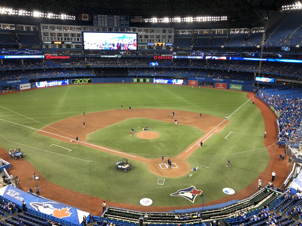 MoVernie's tweet photo. I had loads of fun 2night at the #CTV Box Suite.
Got my Aaron Sanchez giveaway jersey. Saw the best team in da league in the Boston #RedSox.
Special thx to @CTV_PR 4 the Exclusive VIP Private Party.
#TSN #BoxSuite #BlueJays #Jays #BaseBall #PrivateParty https://t.co/NyPbLzMQMK