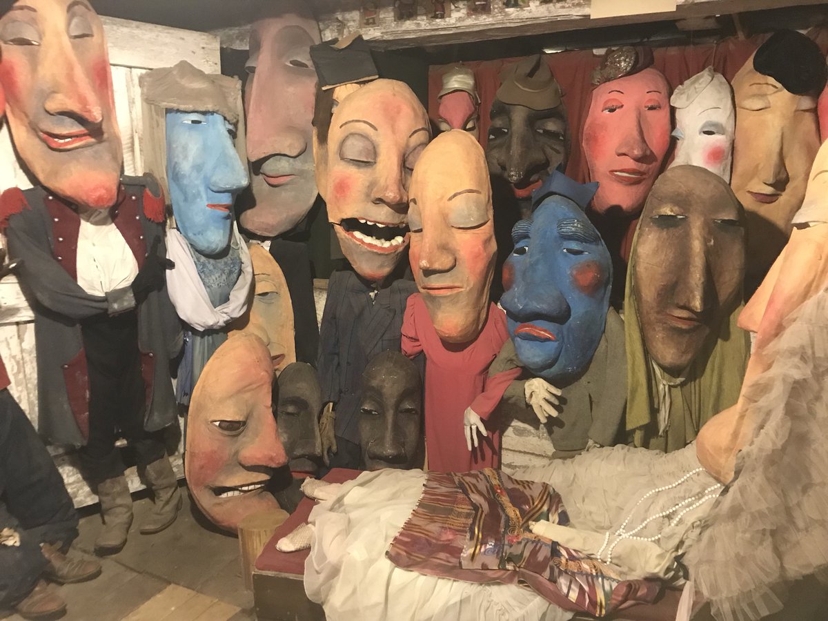 amusezoo's tweet photo. We’ve had a great week off since #CapitalFringe exploring New England and camping in the rain. We had an exceptionally great visit to Bread and Puppet Theatrein Vermont. What inspiring art makers! https://t.co/qQPq7ReLtw