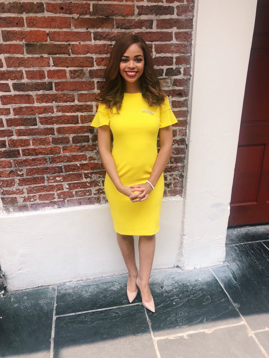 XULASGA's tweet photo. Day 5/6:

Meet Kelsey Green! Kelsey is a senior, Biology Pre-Med major from Memphis, Tennessee. She currently serves as the 82nd Miss Xavier University of Louisiana for the 2018-2019 school year. 

Fun Fact: Kelsey has been playing the flute for 10 years! 

@greenkelsey3 https://t.co/94ePfNx5gR