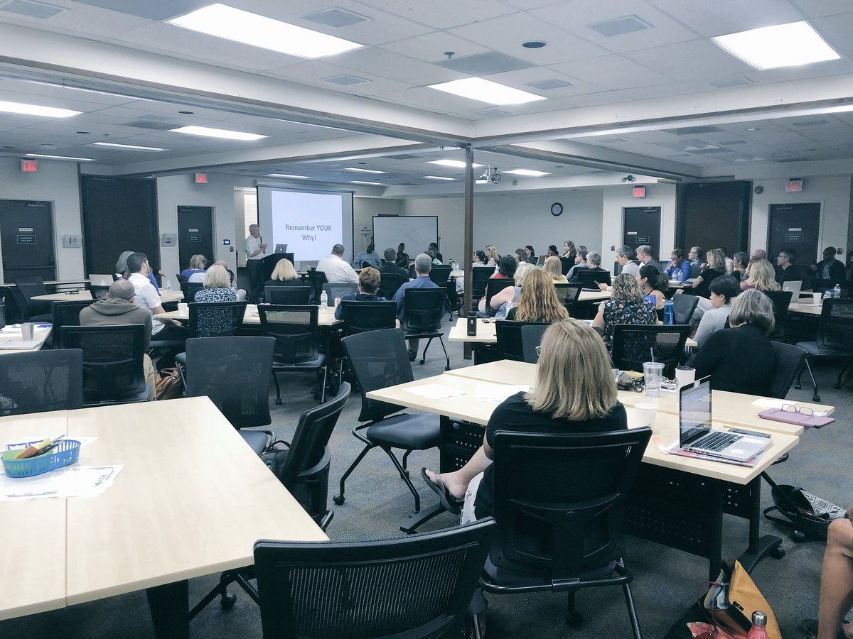 kristiweathers_'s tweet image. Thankful to work in a school district that values strengthening its leaders. We don’t have to be perfect- but we should be collaborative, equity focused and build our courage collectively. Our kids deserve our best everyday. #nc12greatleaders #leadwithlove #listenthenlead ❤️