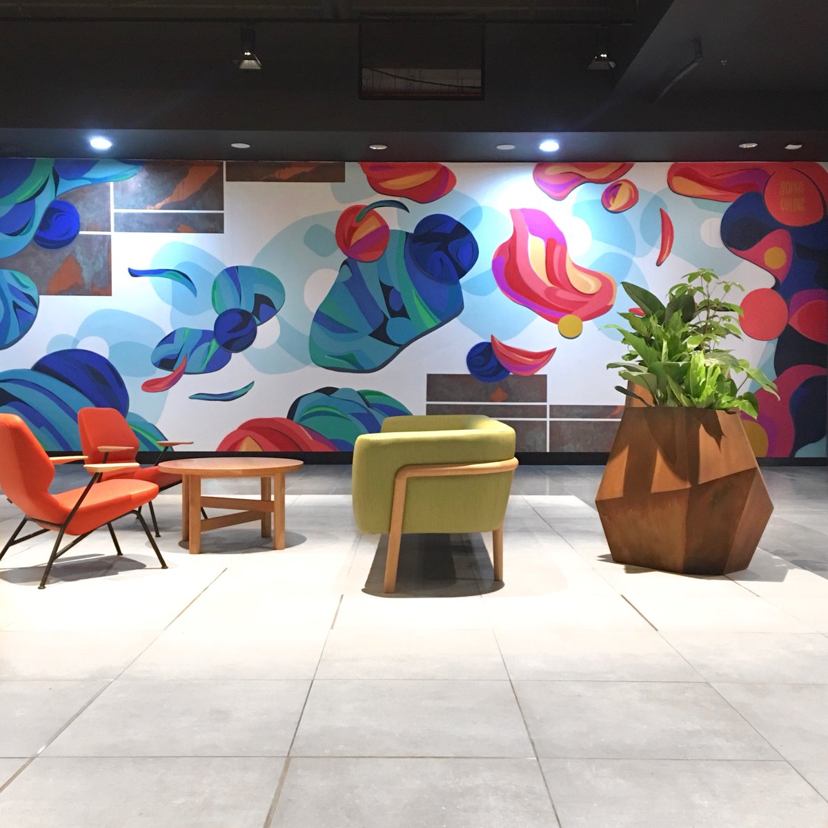 sophiodling's tweet photo. Excited to see the #art activation for @broadwaysydney featuring my #abstract #mural 😊 Nice write up: The centre now hosts 8 bespoke columns and murals, as well as the previously installed #Mulga façade and mural by Sydney's world-renowned #artist Sophi Odling #urbanart #sydney https://t.co/1UcjF8Lzdt