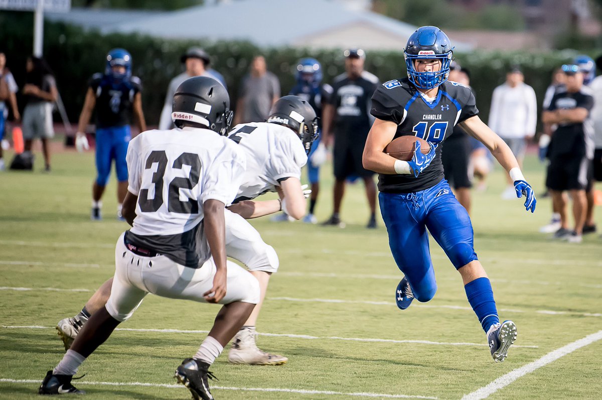 ShannonLiebroc1's tweet image. Congrats on a great scrimmage tonight B! Let the games begin! #wolvesfootball #chandlerfootball #futurelonghorn #makoa #ohana
