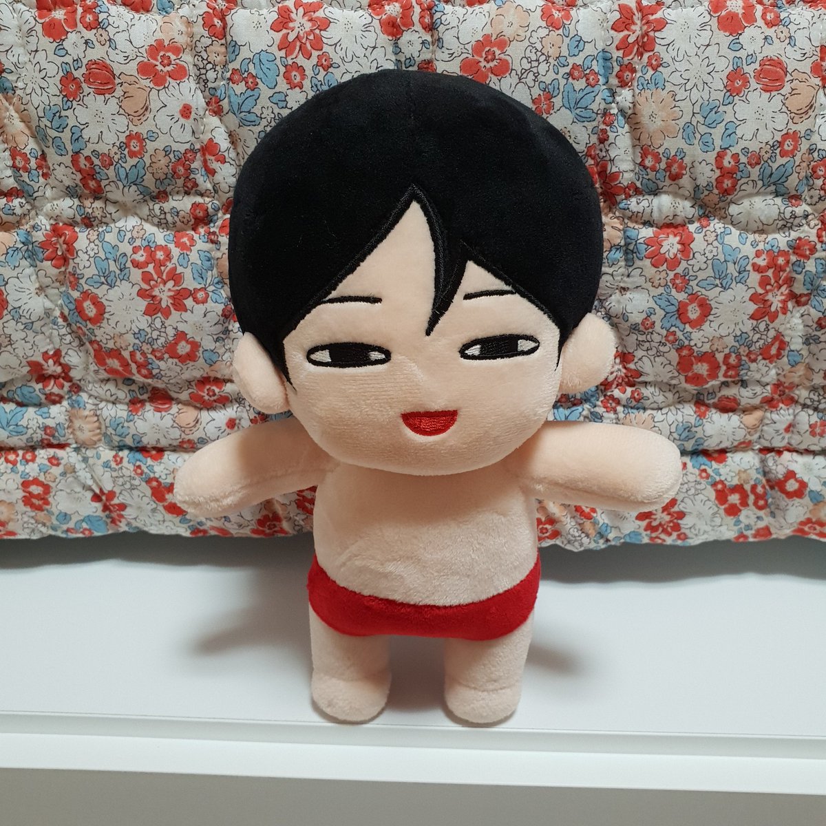 yesungiself's tweet photo. 홍합쫑 옷입히기 시작~~~~ https://t.co/t2EuYtrv5D