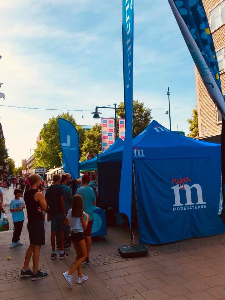 beckmansasikter's tweet photo. Kom gärna förbi och ta en fika hos oss Moderater på stadsfesten i Gävle 😊😊 #Gävle #stadsfest #svpol #svepol https://t.co/yQ4l7dX8Xc