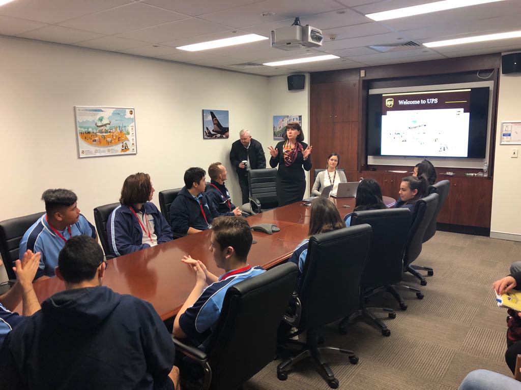 sstroner_au's tweet photo. Green Light Day 2018

UPS Australia in association with TAFE NSW &amp; Dept of Transport for NSW, had a visit from local high school students.

The day included presentations on UPS and the opportunities that are available in the shipping and logistics sector.
@UPS_Asia #UPSers #NSW https://t.co/pw2WqUUJQY