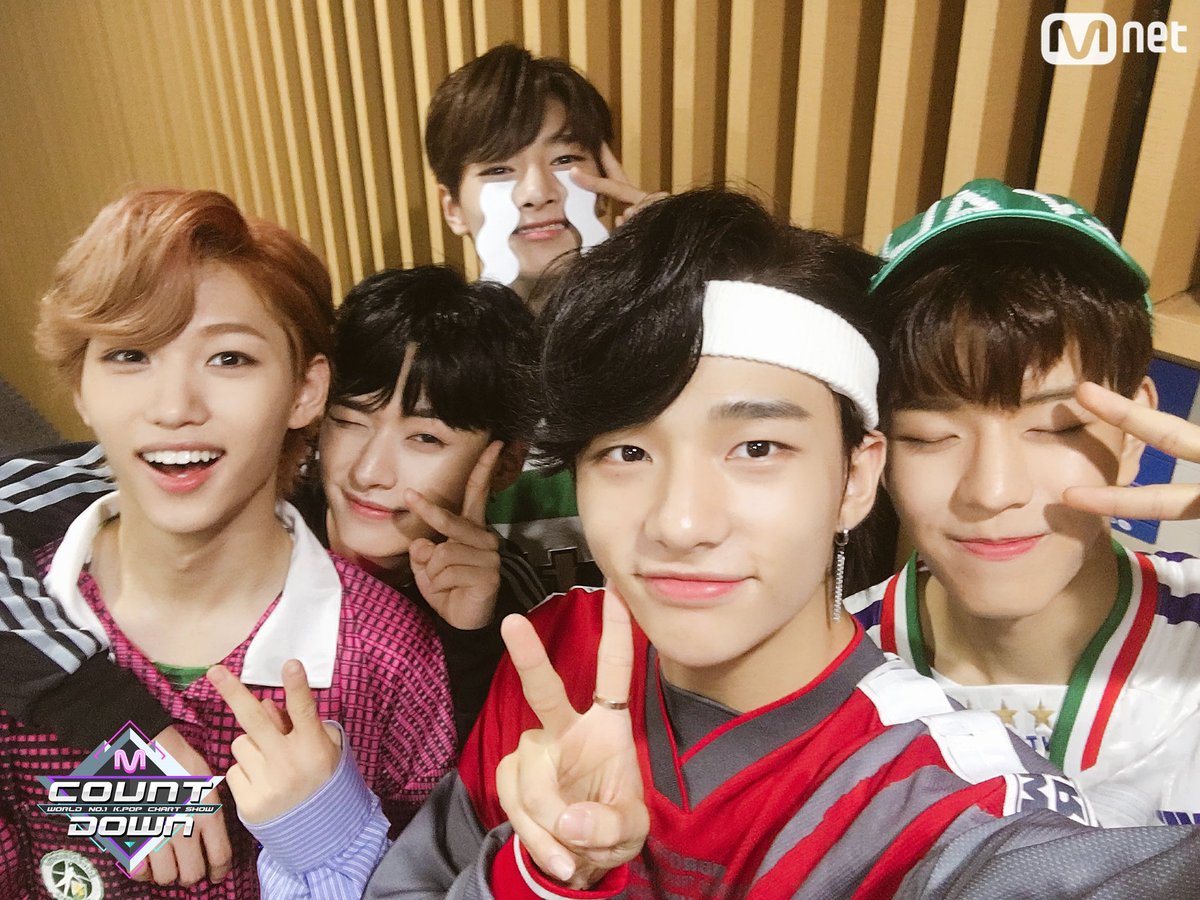 saitousoma's tweet photo. #MCountdown Special Stage!! It isn't the end. #InitialRelease stage which Global fans awaited is coming! #StrayKids #MyPace stage will be fully of fighting!!! If you don't come here, #스트레이키즈's members will in tears ㅠㅠ Be sure to come to #MCD at 6 o'clock! https://t.co/9fBnpA8tSL