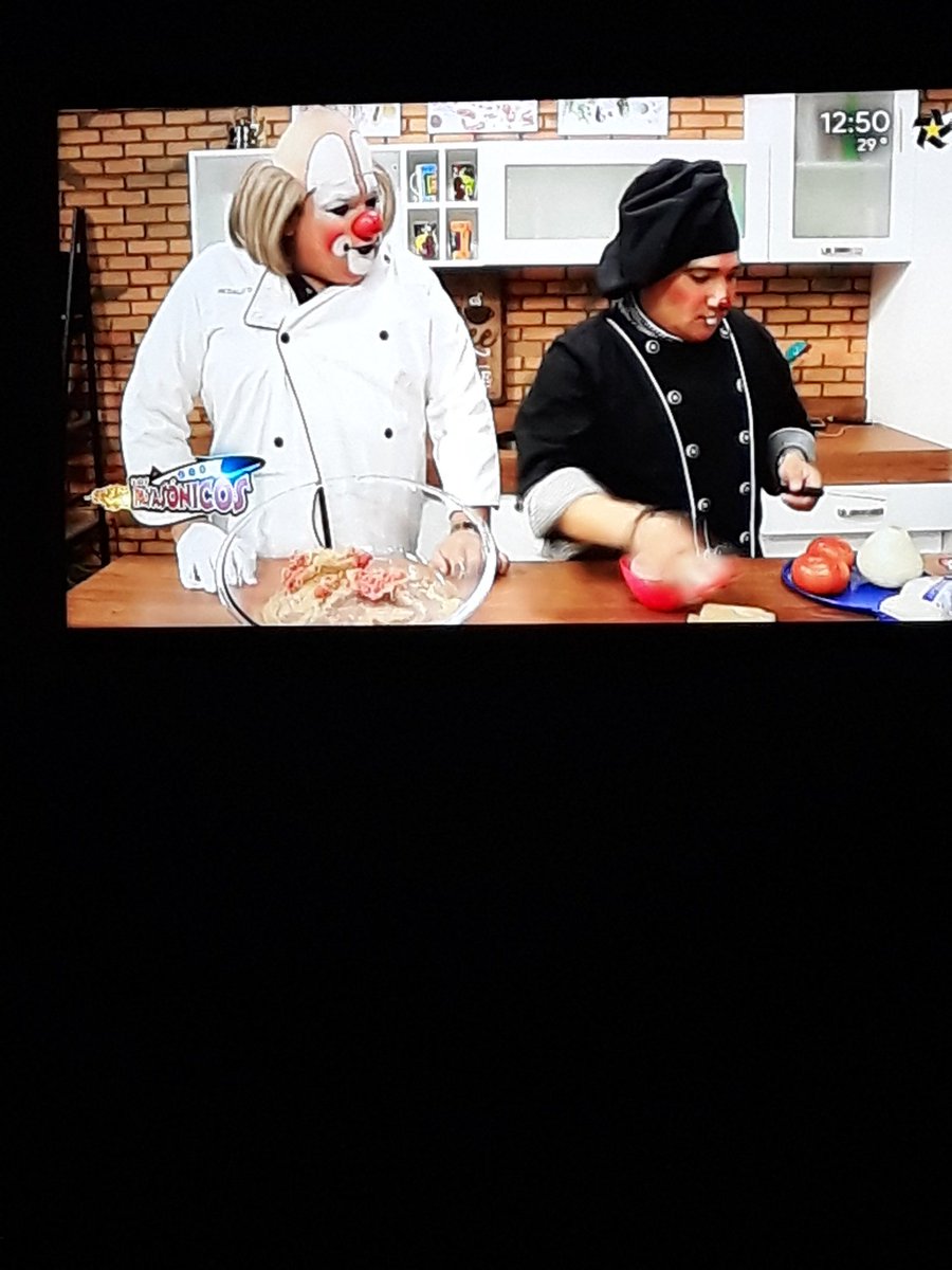 FaanyMedinaa's tweet photo. #Cochinando #lospayasonicosenel6 @multimediostv @regalito_tv @soyalexcampa ME ENCANTAN Y ESTOY ATACADA DE RISA 😂😂😂❤ Como en los buenos tiempos ✨ https://t.co/IqN0VDc1cC