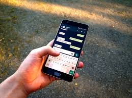 pasedprensa's tweet photo. Las #fakenews llegan a #whatsapp según los investigadores de @checkpoint Conoce los riesgos y posibles precauciones para que no te engañen. #vulnerabilidad #ciberdelincuencia #estafas NOTICIA EN @pasedprensa https://t.co/xOoHGiS71j https://t.co/d4HEPXFoKp