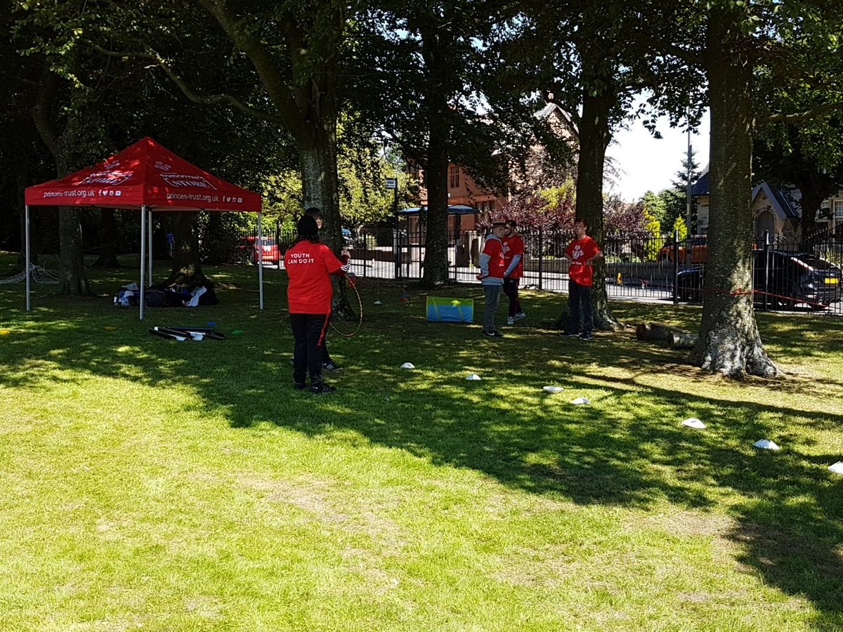 AyrshirePT's tweet photo. We have our #nightline and #pipechallenge set up at McGavin Park today at the Picnic in the Park, #Kilwinning. Come and give it a try. @KilwinningCE @North_Ayrshire @AyrshireColl #pitp https://t.co/3zBPOKv6Qh