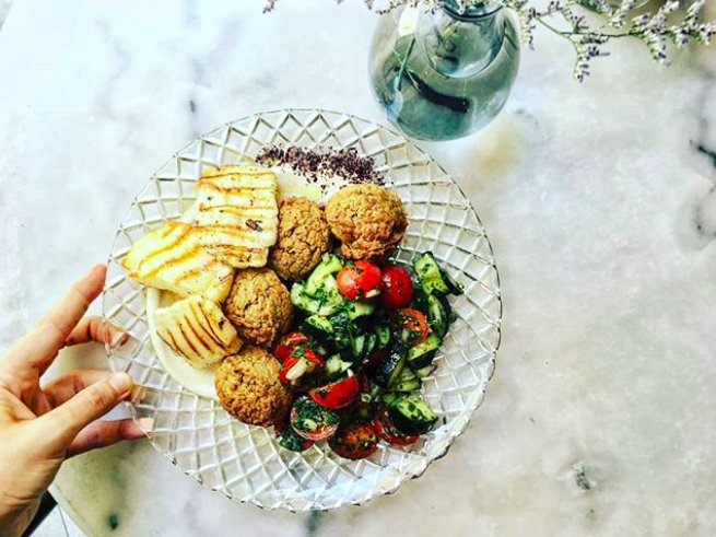 Bendita Helena unveils its Coffee House in #coocció, a nice place where you can taste a good coffee, make a healthy lunch or enjoy an amazing brunch.
Come, visit us and taste it! #coffeehouse #coocciocommunity #cafe #lunch