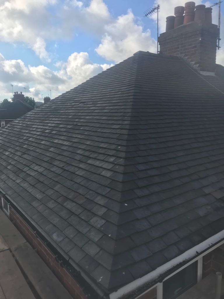 DonmacSolutions's tweet image. Before and after pics of a full roof replacement. Another satisfied customer who is extremely happy with the work carried out. #proudofourteam