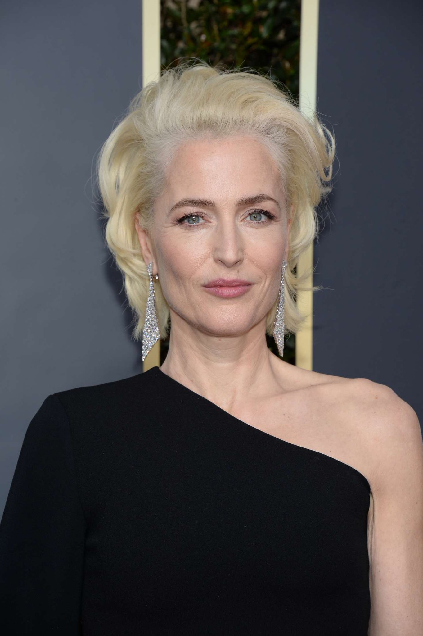 Happy Birthday dear Gillian Anderson! 