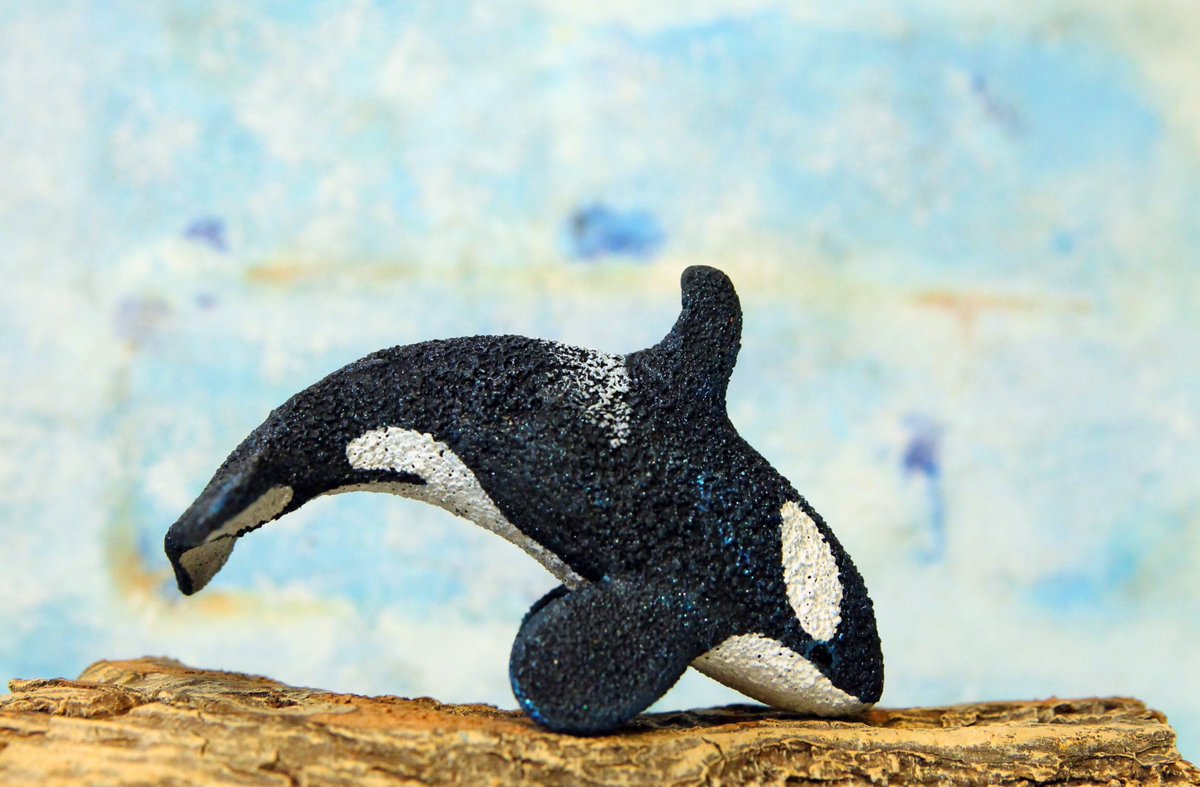DanKarhu's tweet photo. Excited to share the latest addition to my #etsy shop: Orca Totem
https://t.co/N1GsnW6fpH
#art #craft #black #blue #orca #KillerWhale #fantasy #TotembyKarhu https://t.co/ZtWoHgo4lo