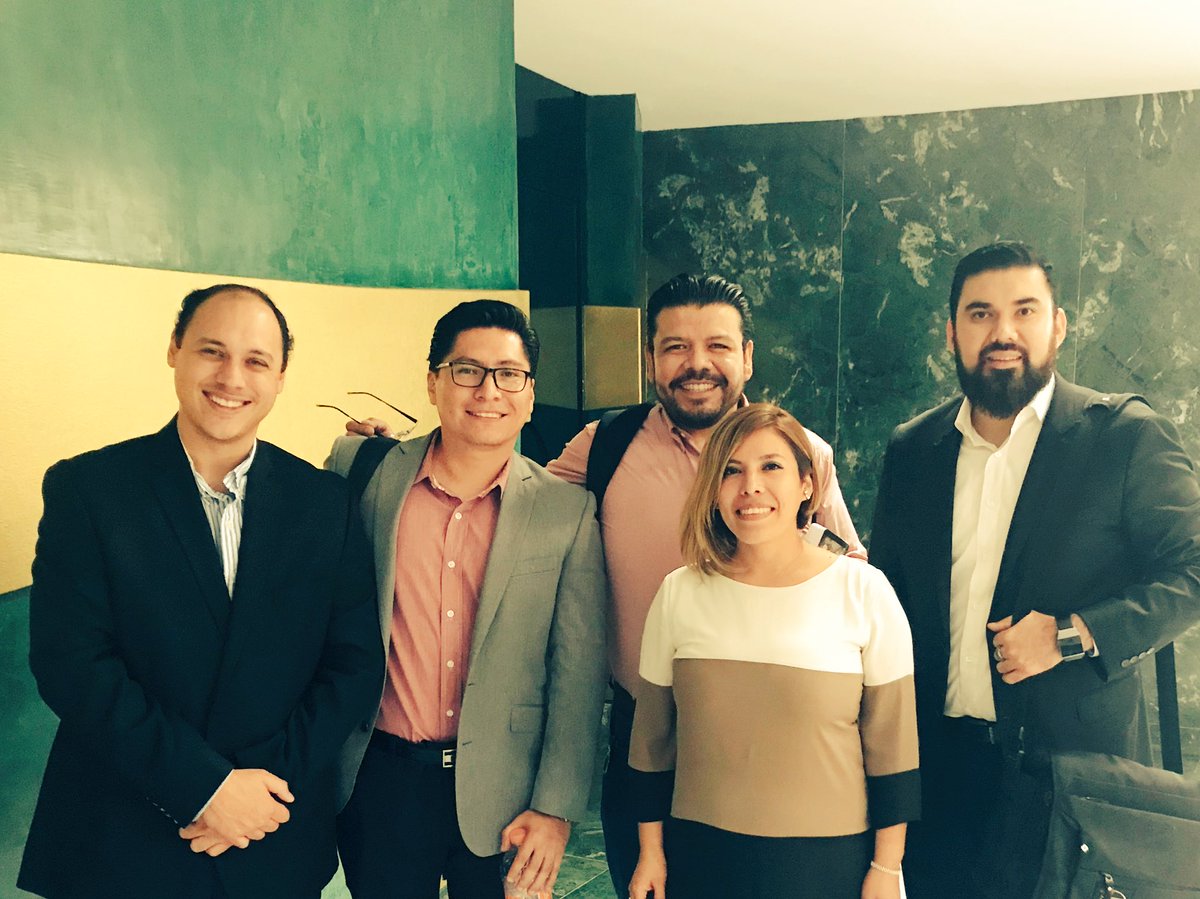 Dr_Dive's tweet photo. Y para finalizar, el equipo @CoachEdMedMx participando en 4 Curso de Monitoreo Hemodinámico. #MonitoreoHem2018 Promoviendo #FOAMedMx en Latinoamérica @corralesedjo @ezg_galeno @job_rdz @Berrysophie @EURECA_MX @FOAMexico @FOAMedMX https://t.co/cy28Nfee9I