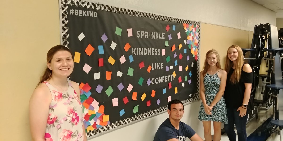 andym1952's tweet image. Pleasant Ridge High School Student Council officers C Schmidt, H Wagner, I Lanter and E Seeler ready to lead during the 18-19 school year. @USD449 #BeKind #RamPRide #EveryStudentEveryDay