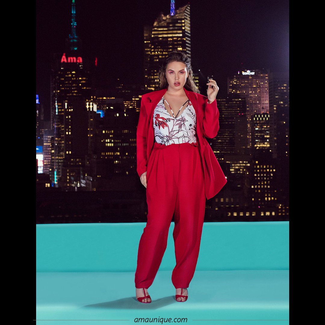 AMAunique2's tweet image. Who says a woman can't be sexy in pants?🤔

New collection unique SS2019 AMA proves the opposite!🔥Now you can made a preorder on amaunique.com💕

#AMA #plussize #fashion #likes #beautiful #amazing #plussizebeauty #plussizefashion #bodypositive #highfashion #AMAunique