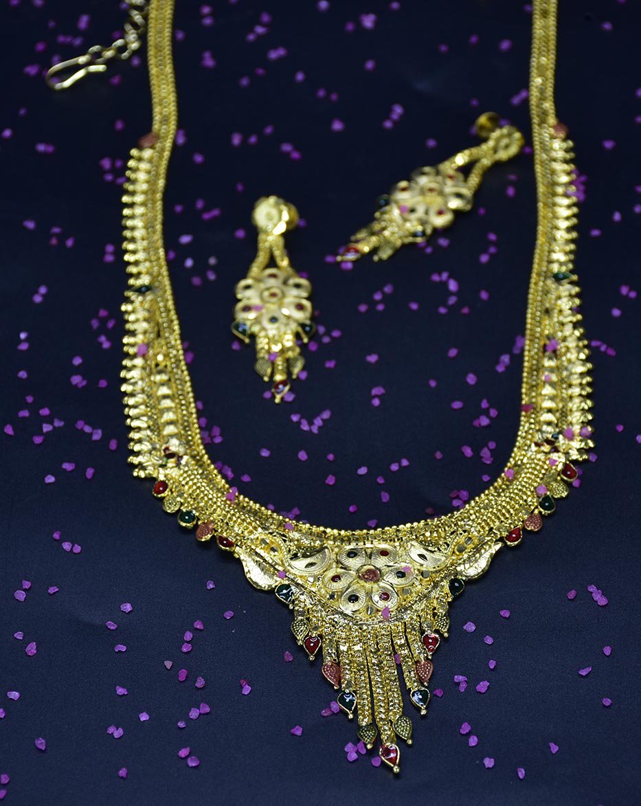 SupremeKollam's tweet photo. Gold Plated Enamel Long Chains from Kollam Supreme.
#goldplated #longchains #bridaljewellery #weddingjewellery #newarrivals #latestcollections #kollamsupreme #imitation #artificial #offers #discounts https://t.co/9POYyxZsc0