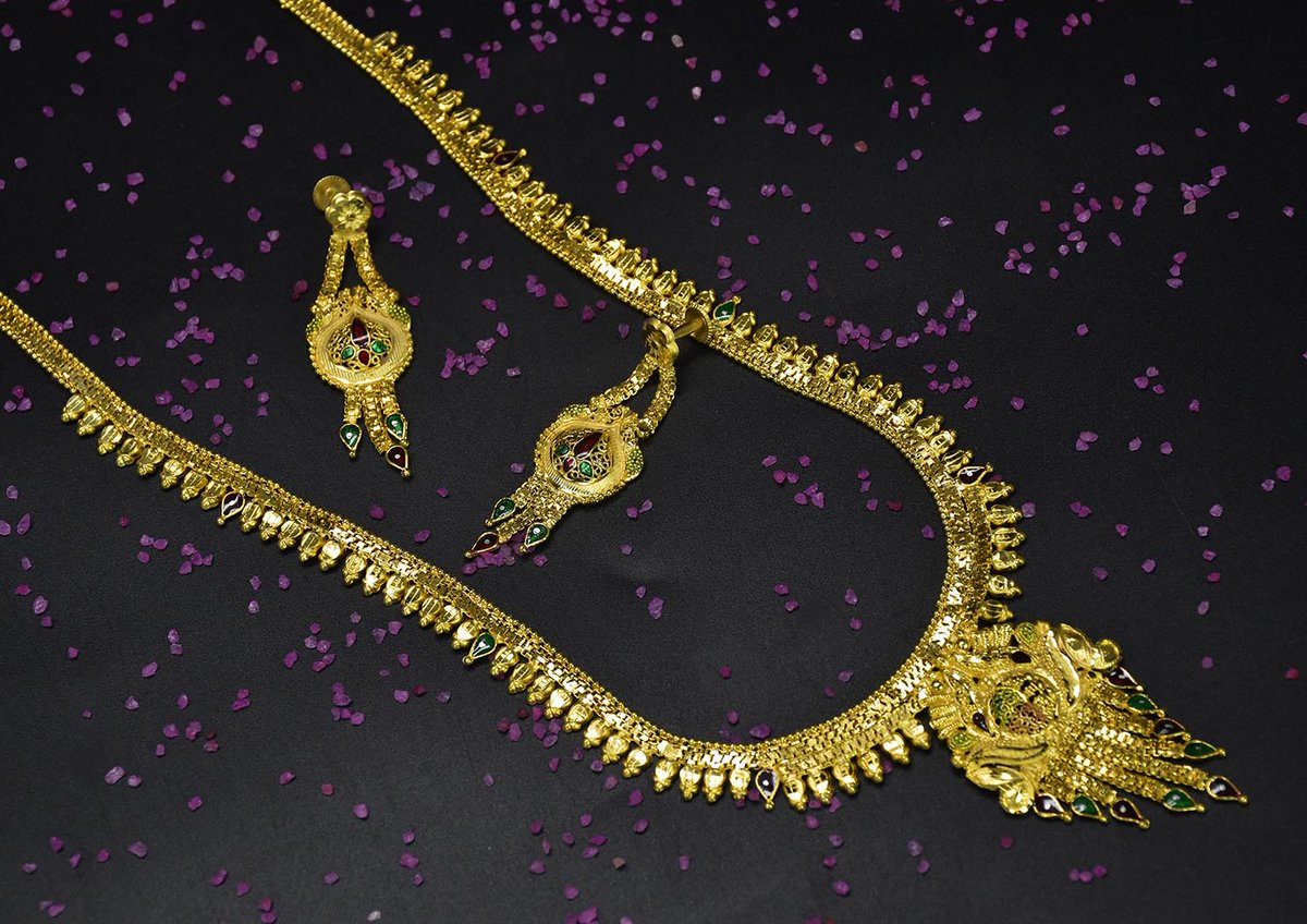SupremeKollam's tweet photo. Gold Plated Enamel Long Chains from Kollam Supreme.
#goldplated #longchains #bridaljewellery #weddingjewellery #newarrivals #latestcollections #kollamsupreme #imitation #artificial #offers #discounts https://t.co/9POYyxZsc0