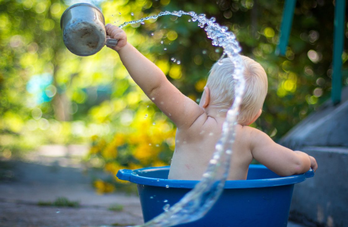wearedropless's tweet photo. How many of these #watersaving tips can you incorporate in your routine? https://t.co/6ali1YLeYp #ecofriendly https://t.co/lBqrZ0lFRA