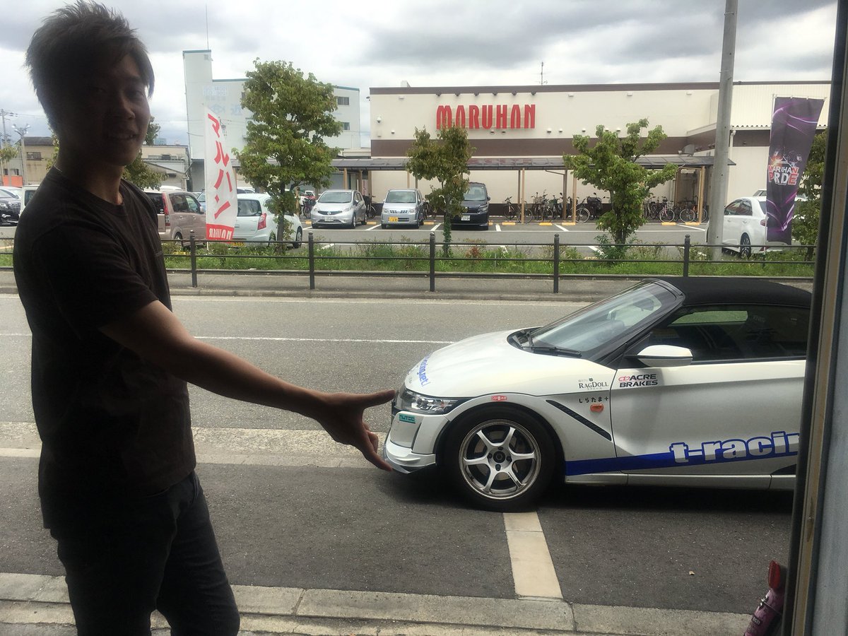 caferagdoll's tweet photo. 車乗る人はt-racing料金表見て！
安いし親切なのでおススメです（＾ω＾） https://t.co/yLtjkCt8hO
